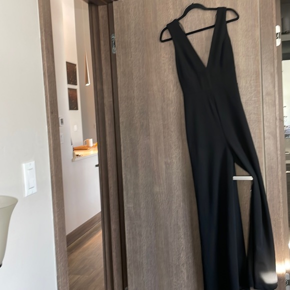 Lulus black jumpsuit - Picture 1 of 3